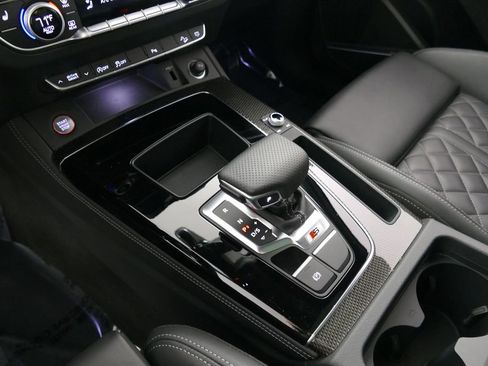 Used 2025 Audi SQ5 Premium Plus AWD/4WD image 12