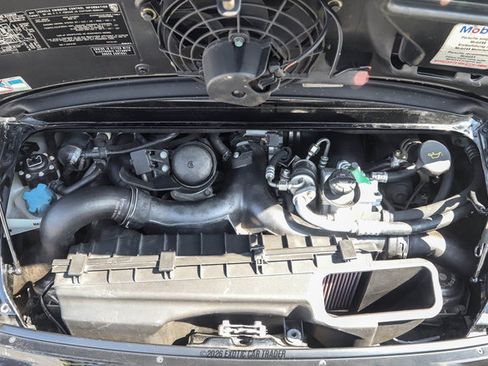 Used 2004 Porsche 911 Turbo AWD/4WD image 25