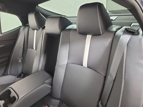 Used 2025 Toyota Camry SE w/ Convenience Package FWD image 13