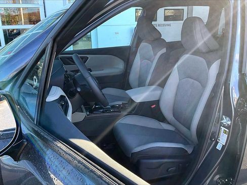 New 2026 Subaru Forester Premium image 9