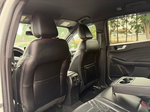 Certified 2023 Ford Escape ST-Line Elite w/ Premium Technology Package AWD/4WD image 38