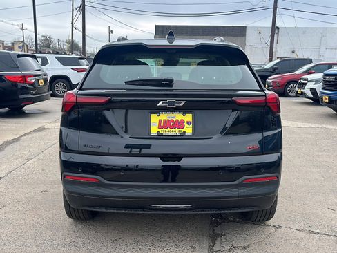 New 2027 Chevrolet Bolt RS w/ Technology Package FWD image 10