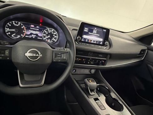 Certified 2026 Nissan Rogue S FWD image 18