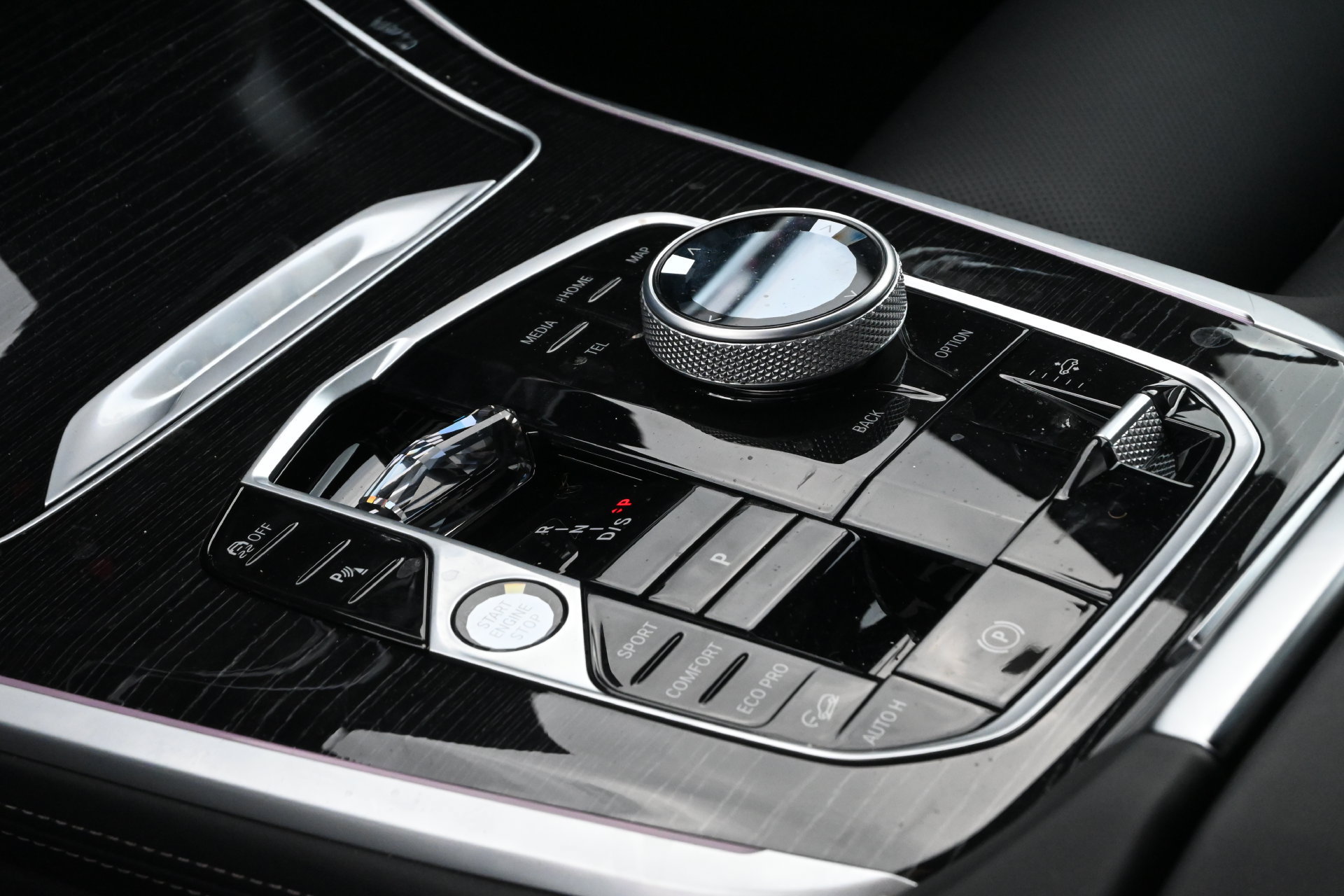Used 2025 BMW X7 M60i AWD/4WD image 14