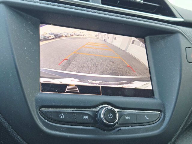 Used 2023 Chevrolet TrailBlazer LT FWD image 15