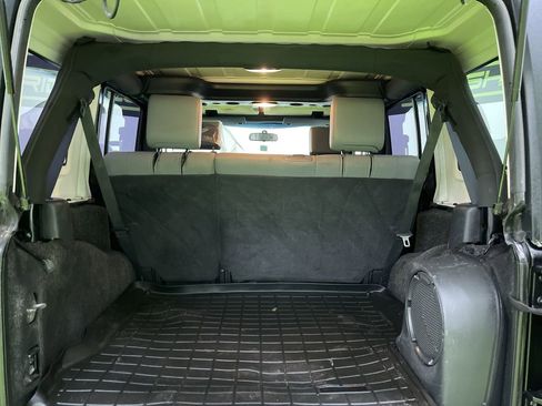 Used 2008 Jeep Wrangler Unlimited Rubicon w/ Dual Top Group image 27