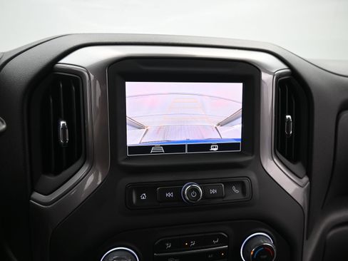 Used 2022 Chevrolet Silverado 1500 Custom AWD/4WD image 20