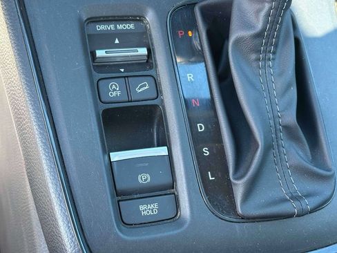 Certified 2024 Honda CR-V EX image 28