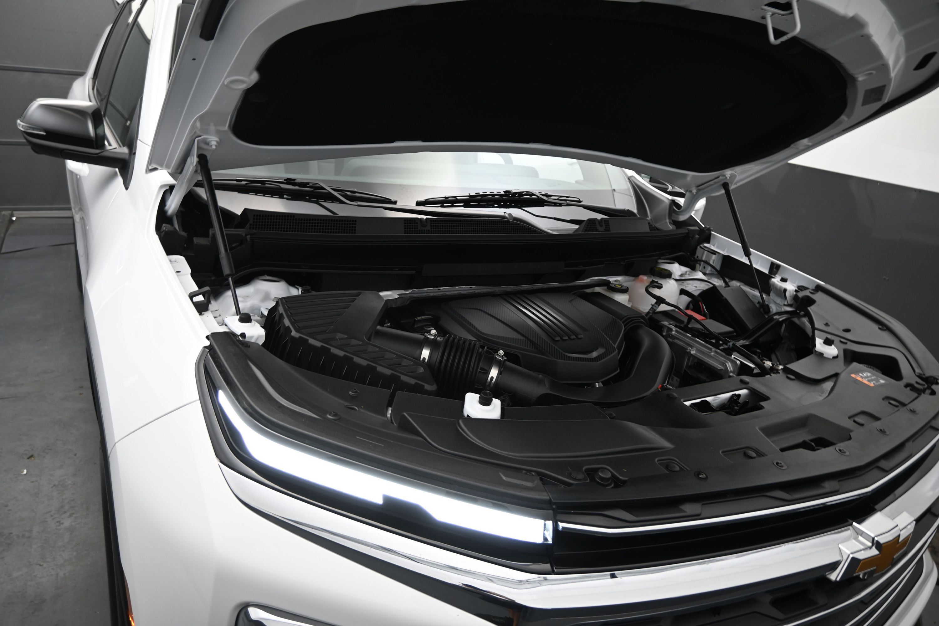 Certified 2026 Chevrolet Traverse LT w/ Driver Confidence Package FWD image 23