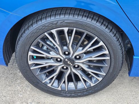 Used 2024 Kia Forte GT-Line w/ GT-Line Premium Package FWD image 10
