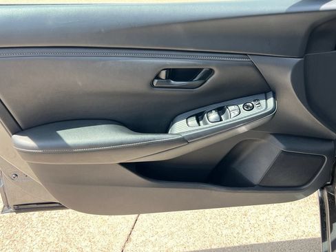 Used 2025 Nissan Sentra S FWD image 10