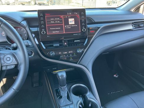 Used 2021 Toyota Camry XSE image 17