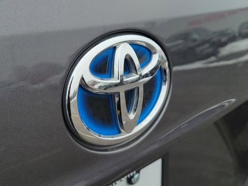 Used 2022 Toyota Highlander XLE image 6