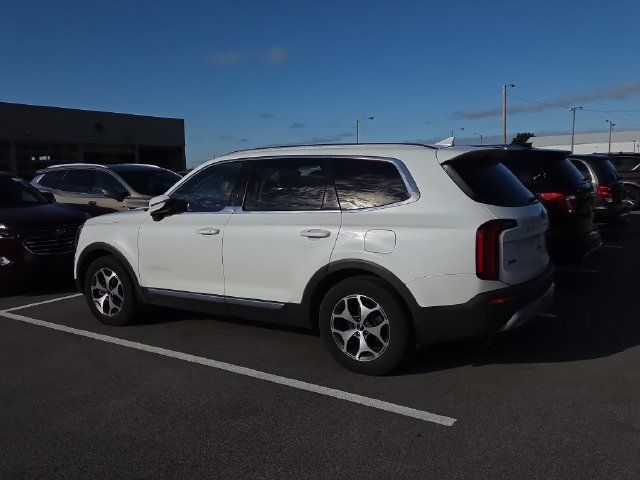Used 2020 Kia Telluride EX AWD/4WD image 2