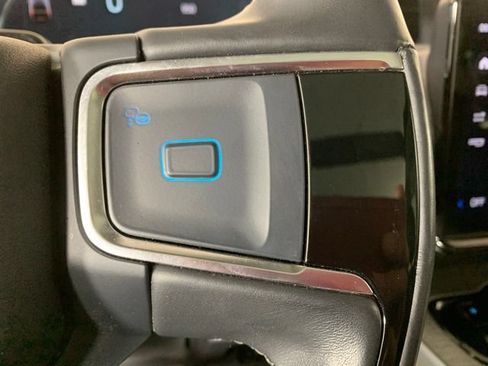 Used 2025 Ford Expedition Max Platinum AWD/4WD image 18