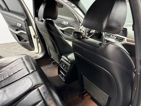 Used 2020 BMW 330i Sedan w/ Convenience Package RWD image 43