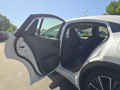 Certified 2026 Toyota Prius XLE FWD image 20