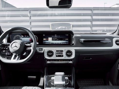 Used 2026 Mercedes-Benz G 63 AMG 4MATIC image 53