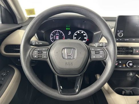 Used 2023 Honda HR-V LX image 14