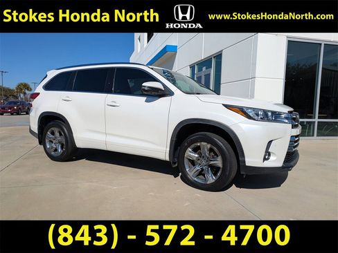 Used 2019 Toyota Highlander Limited Platinum image 2