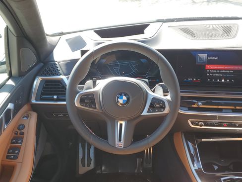 New 2026 BMW X5 M60i image 23