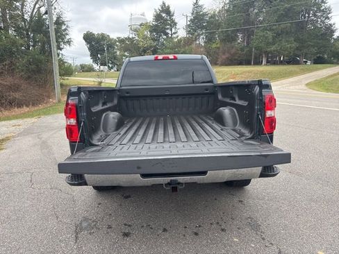 Used 2019 GMC Sierra 1500 SLE w/ SLE Value Package image 24