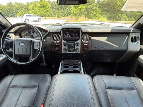 Used 2016 Ford F250 Lariat w/ Chrome Package AWD/4WD image 23