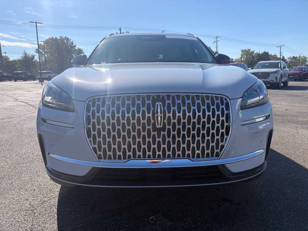 Used 2026 Lincoln Corsair Premiere AWD/4WD image 5