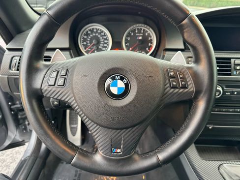 Used 2009 BMW M3 Convertible 2D image 35