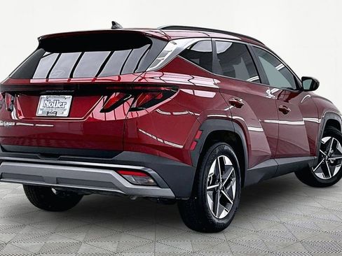 Used 2026 Hyundai Tucson SEL FWD image 2