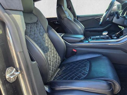 Used 2021 Audi SQ8 Prestige image 21