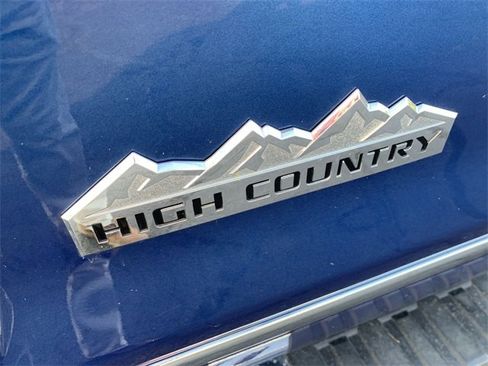 Certified 2016 Chevrolet Silverado 2500 High Country w/ Duramax Plus Package image 33