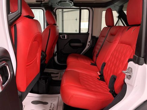 Used 2020 Jeep Wrangler Unlimited Sport S image 18