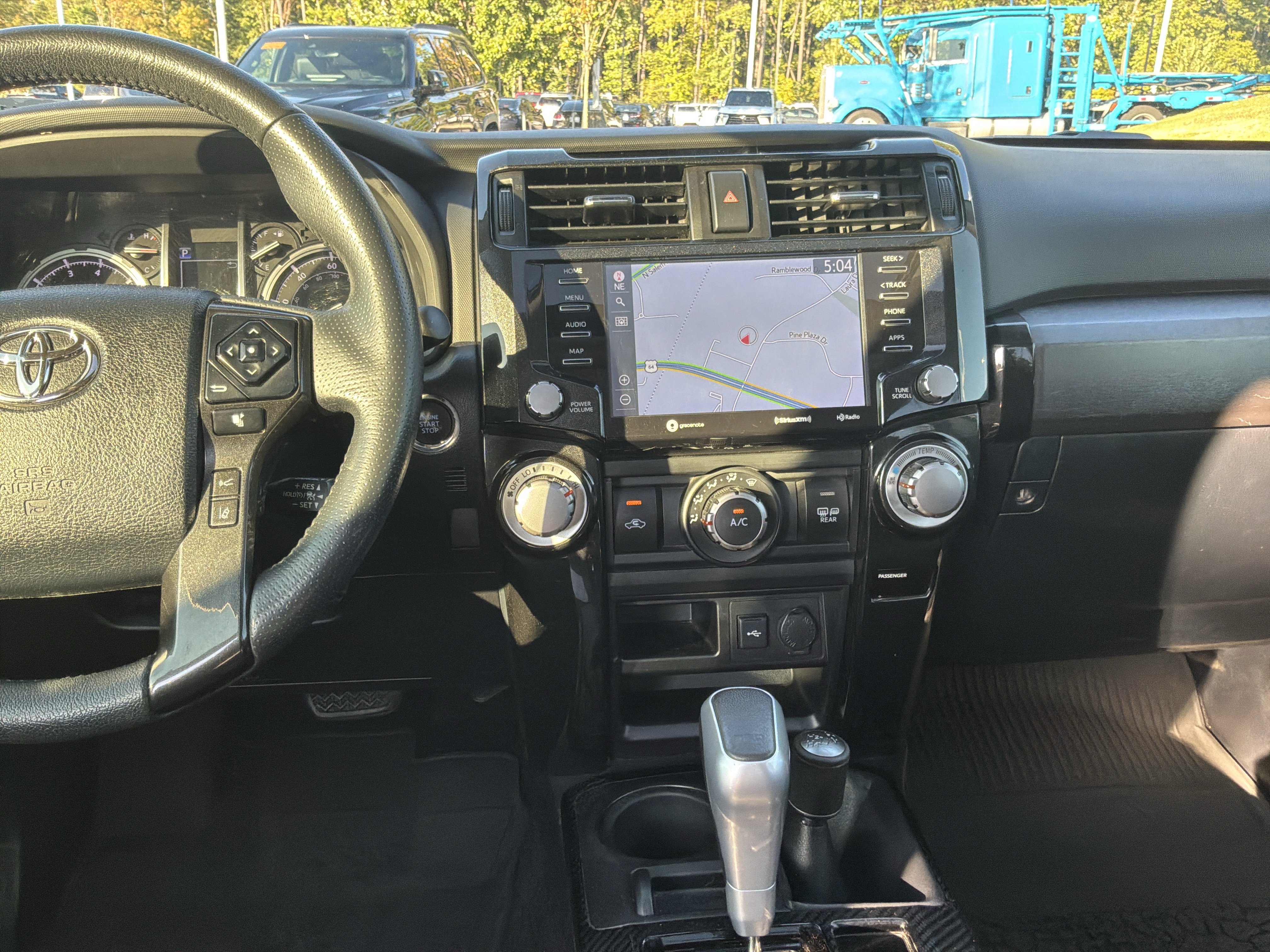 Used 2021 Toyota 4Runner TRD Off-Road Premium w/ Moonroof Package AWD/4WD image 30