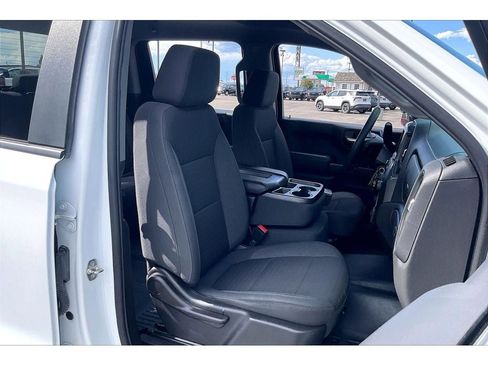 Used 2022 Chevrolet Silverado 1500 Custom Trail Boss w/ Safety Confidence Package AWD/4WD image 8