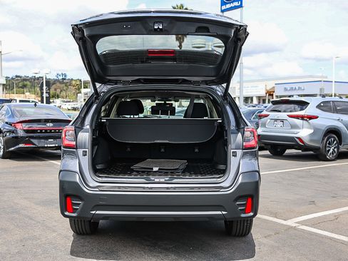 Used 2022 Subaru Outback Premium AWD/4WD image 28