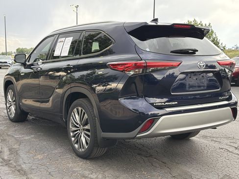 Used 2020 Toyota Highlander Platinum AWD/4WD image 17