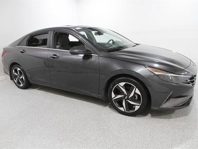 Used 2021 Hyundai Elantra SEL w/ Convenience + Premium Package