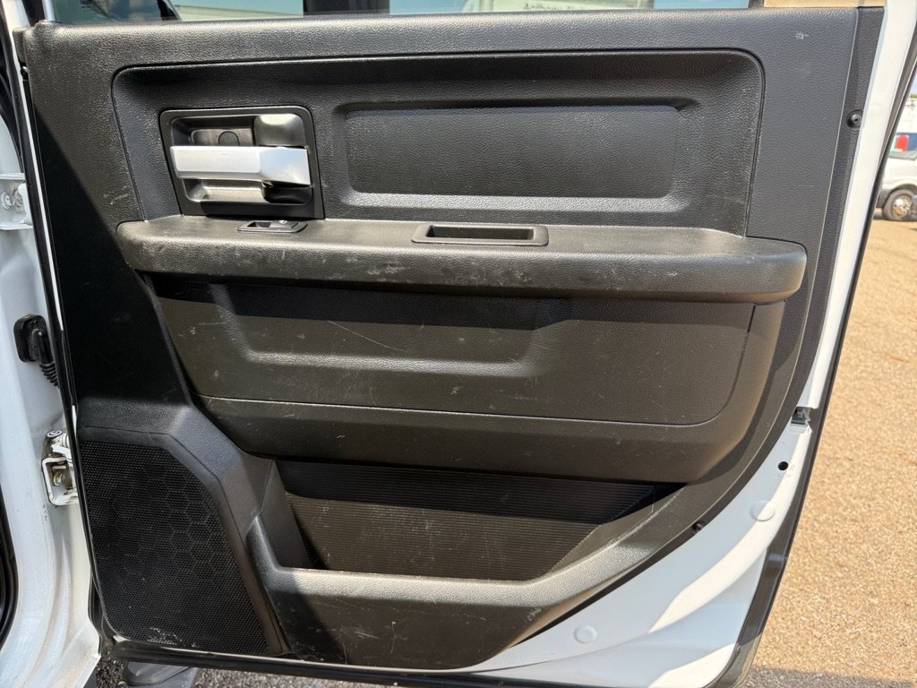 Used 2019 RAM 3500 Tradesman w/ Chrome Appearance Group AWD/4WD image 23