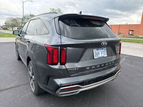 Used 2021 Kia Sorento EX w/ Panoramic Sunroof Package image 7