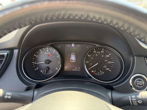 Used 2021 Nissan Rogue Sport SL w/ Premium Package image 30