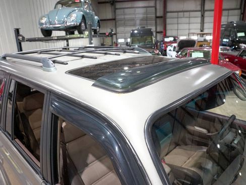 Used 1997 Toyota Land Cruiser AWD/4WD image 19