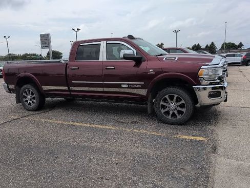 Used 2022 RAM 3500 Limited AWD/4WD image 4