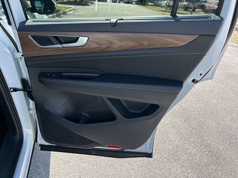 New 2026 Volkswagen Atlas SE image 47