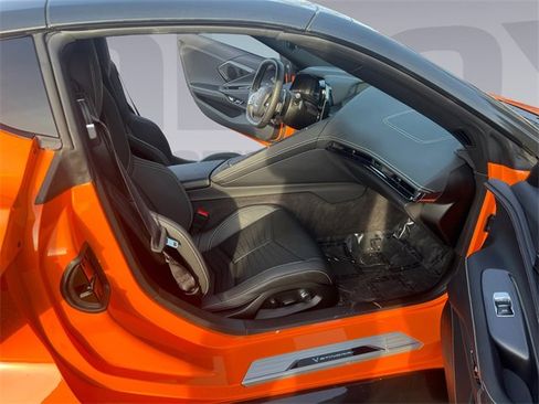 Used 2024 Chevrolet Corvette Stingray Preferred Cpe w/ Z51 Performance Package image 17