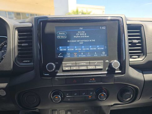 Used 2022 Nissan Frontier S w/ Technology Package RWD image 23