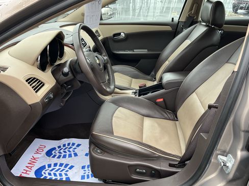 Used 2008 Chevrolet Malibu LTZ w/ Rear Power Package image 7