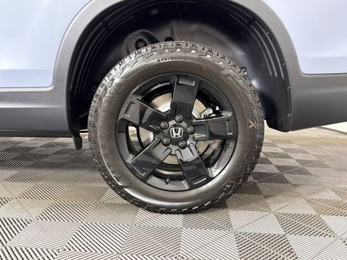 New 2026 Honda Ridgeline Black Edition image 10