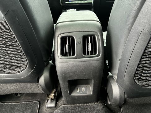 Used 2022 Hyundai Tucson Limited FWD image 16