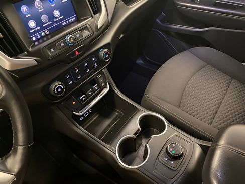 Used 2020 GMC Terrain SLE w/ Elevation Edition AWD/4WD image 12